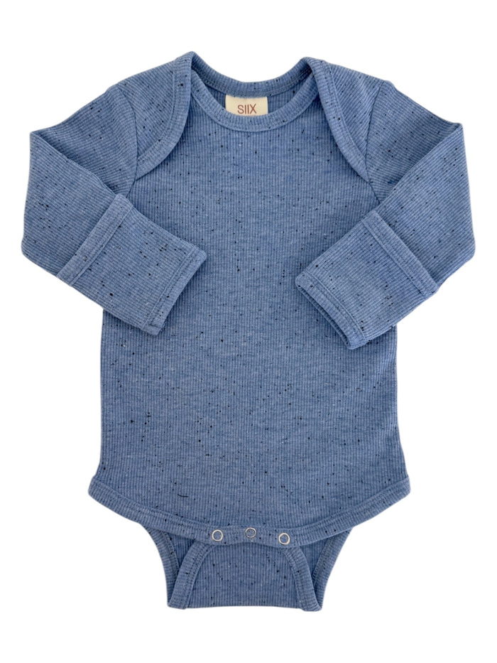 Light blue ribbed baby bodysuit with long sleeves and snap closure at the bottom. Ideal for comfort and style.