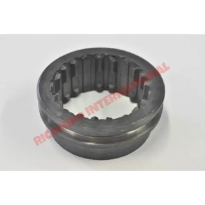Gearbox Second 2nd Gear Synchronizer Sleeve - Classic Fiat 500 126 - Gearbox and Parts