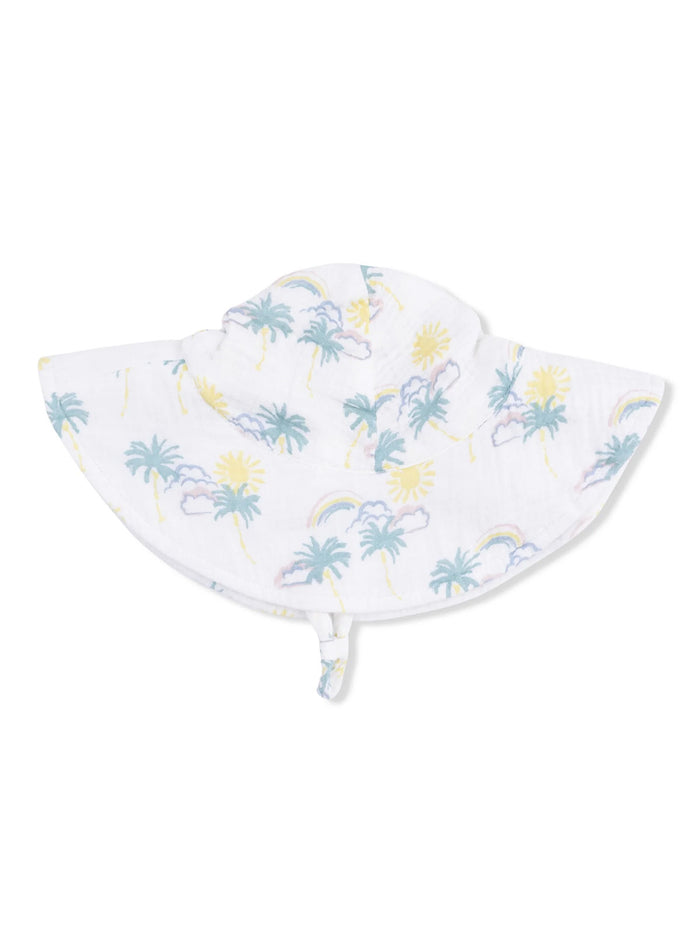White sun hat with colorful palm trees, suns, and rainbows in a playful pattern. Ideal for sun protection.