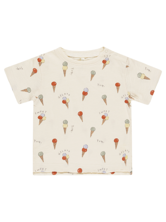 Cream t-shirt with colorful ice cream cone print and playful text, perfect for a casual, fun outfit.