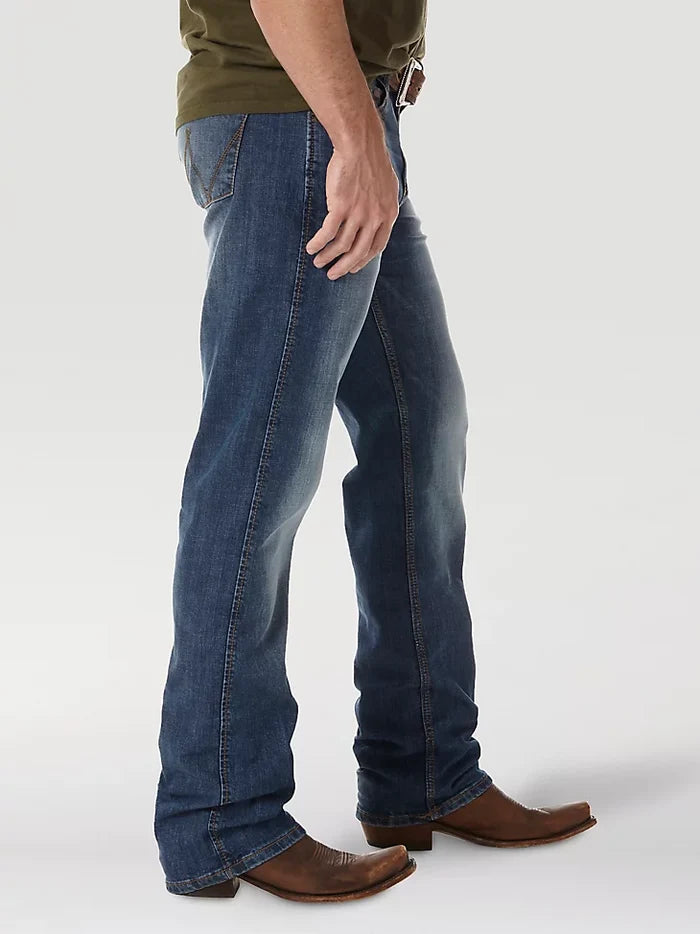 Wrangler Retro Sim Fit Straight Leg Jeans